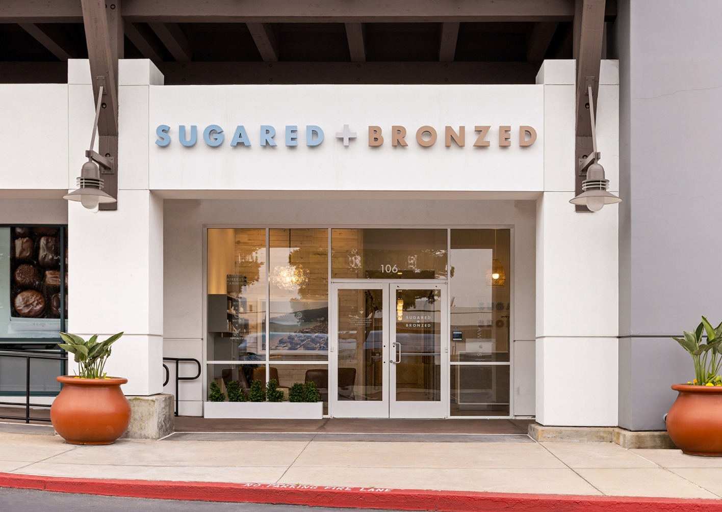 SUGARED + BRONZED Huntington Beach storefront