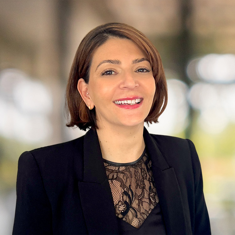 Headshot of Tanya Ackermann, a wealth advisor at Chase