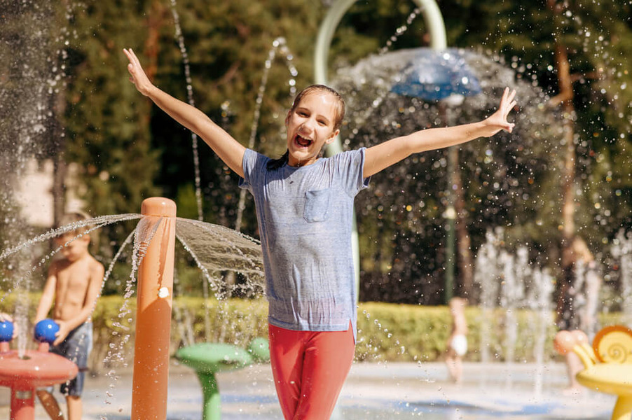 What better way for the kids to cool off in the summer than in our outdoor splash park? The fountain Verulamium Splash Park St Albans 01727 868227