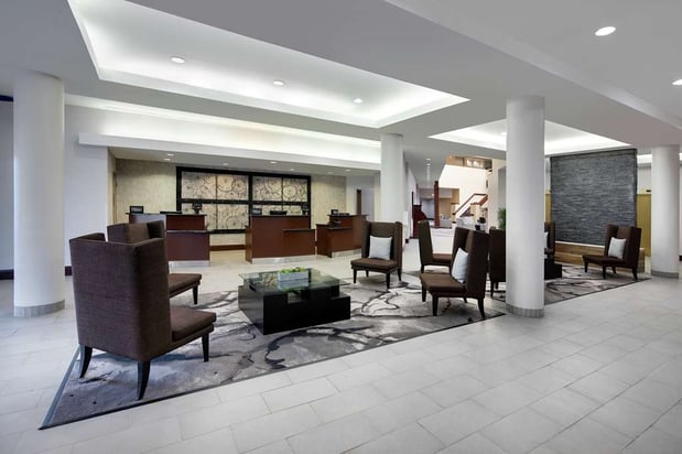 Images Embassy Suites by Hilton Detroit Troy Auburn Hills