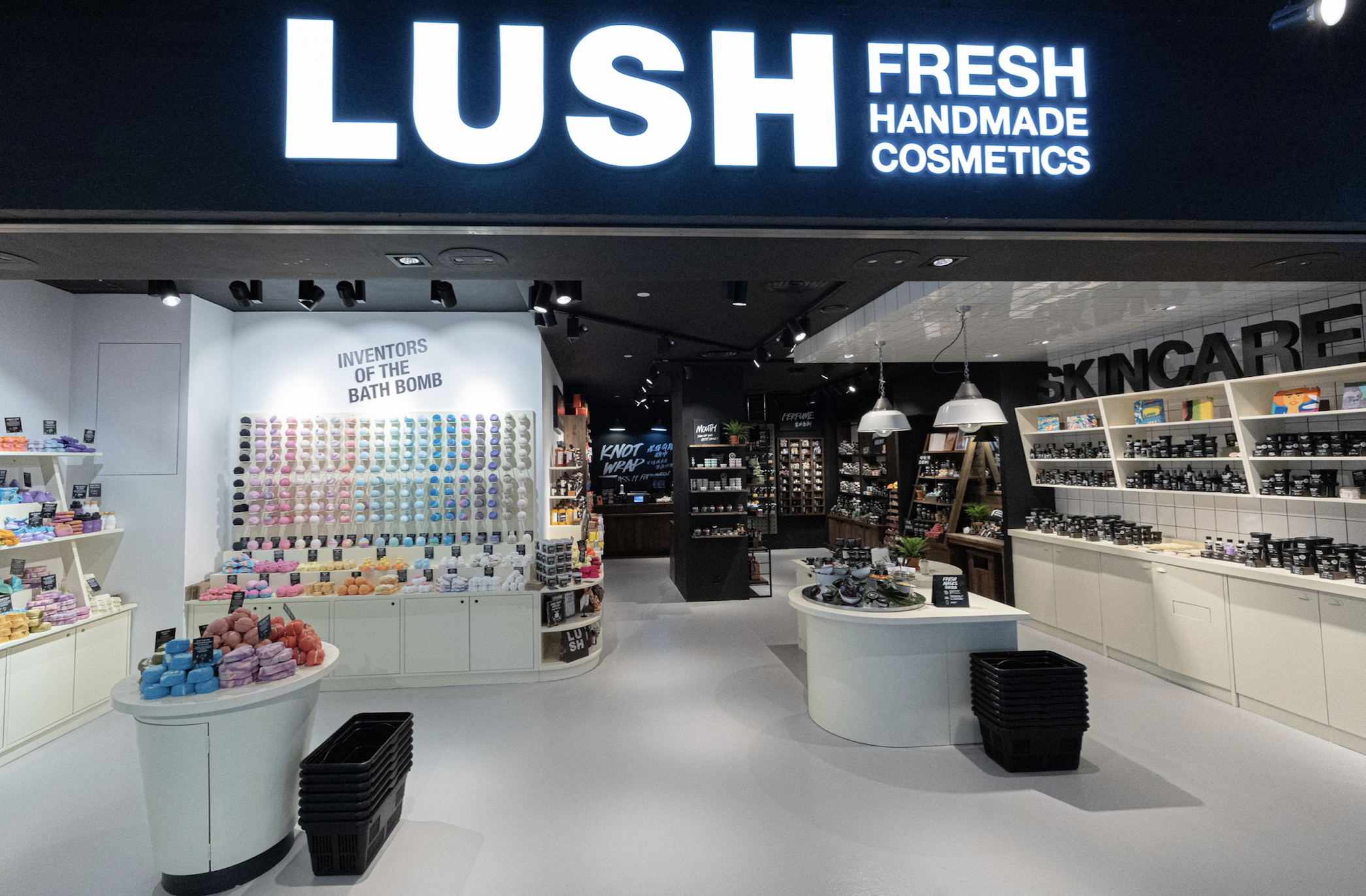 Images Lush Cosmetics Harbour City LCX