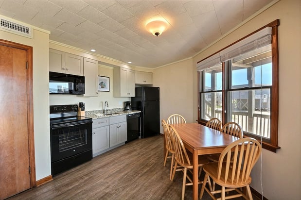 Images Lighthouse View Oceanfront Lodging
