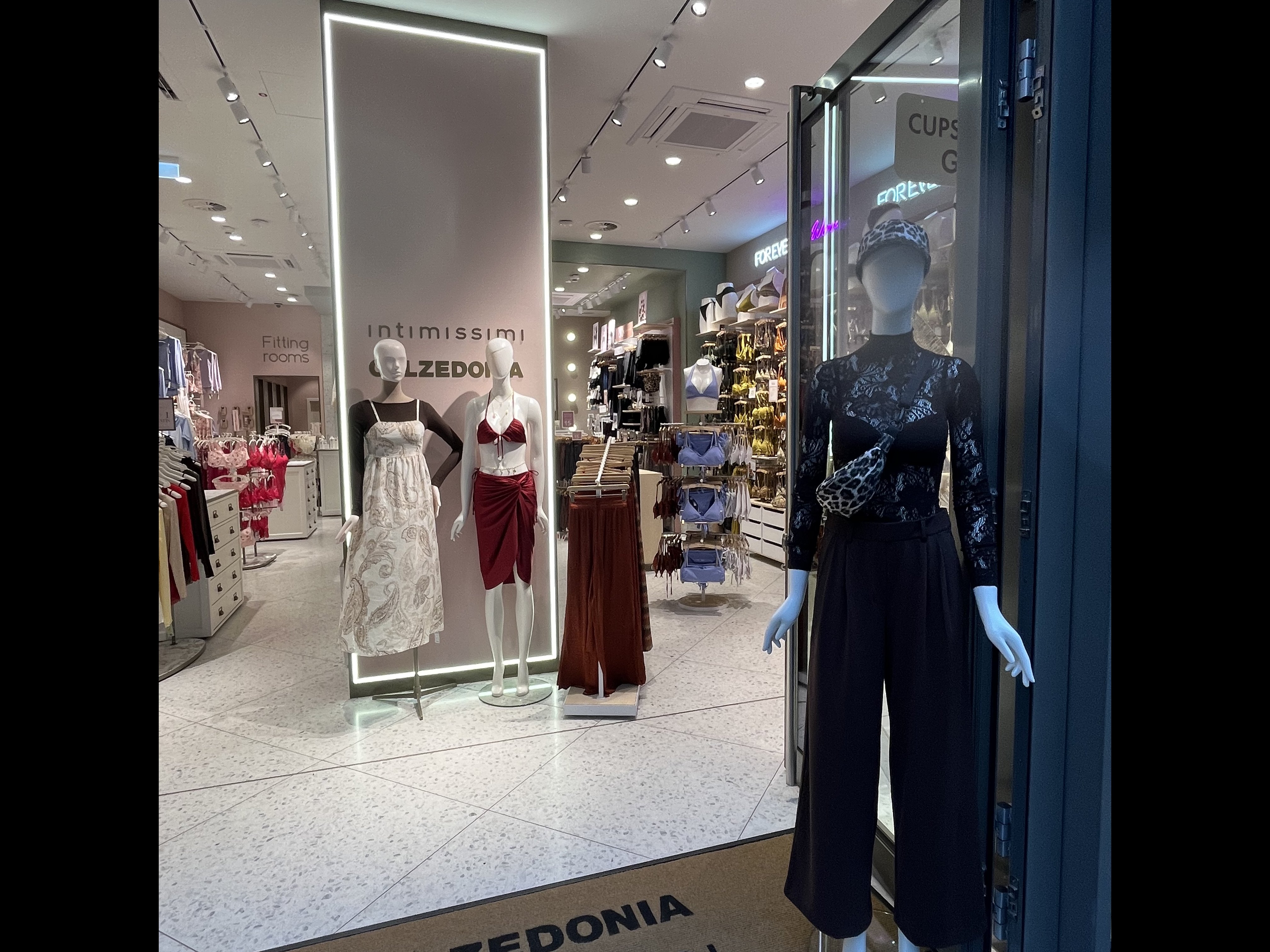 Calzedonia, PRAGER STRASSE 8-8A in Dresden