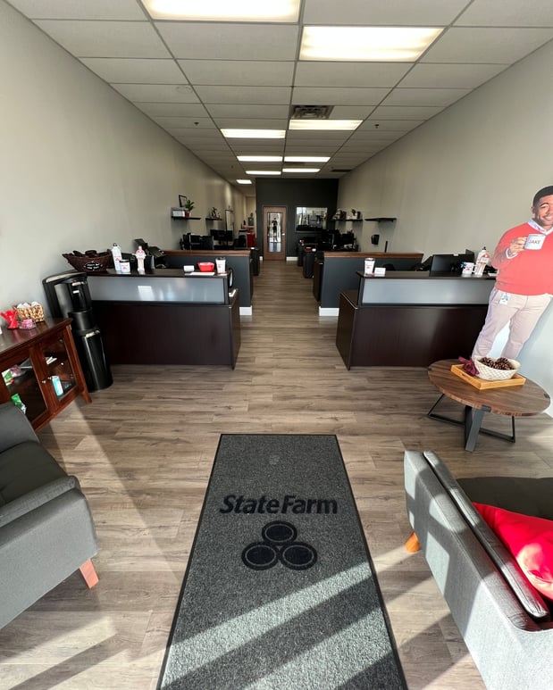 Images Dominic Schillace - State Farm Insurance Agent