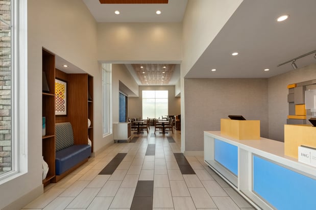 Images Holiday Inn Express West Sacramento - Capitol Area by IHG