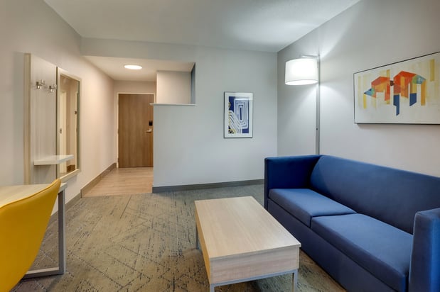 Images Holiday Inn Express & Suites Orangeburg by IHG