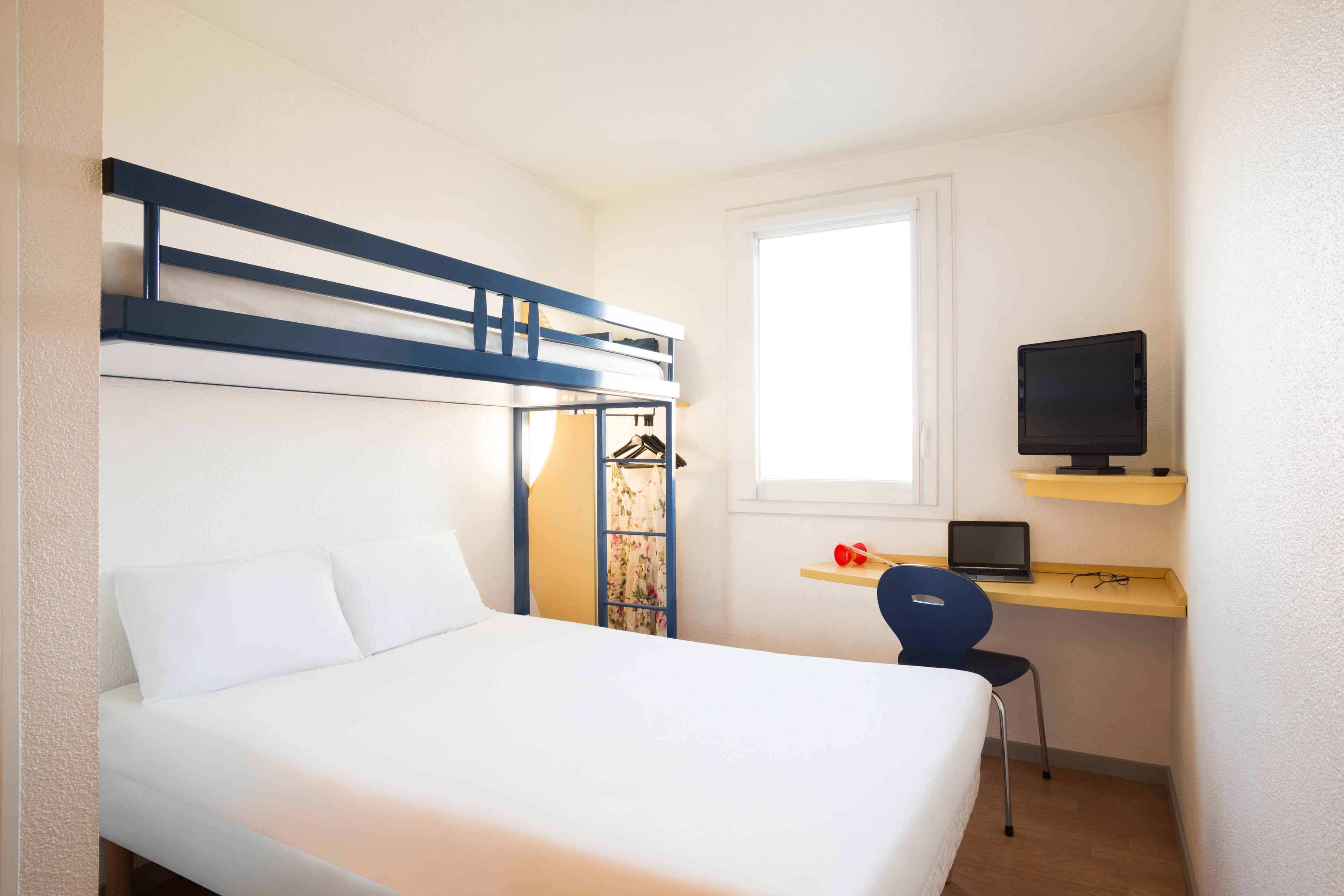 Images ibis budget Orly Chevilly Tram 7