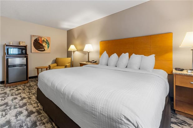 Images Best Western Ambassador Inn & Suites