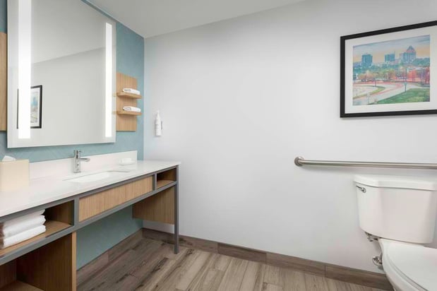 Images Hilton Garden Inn Greensboro