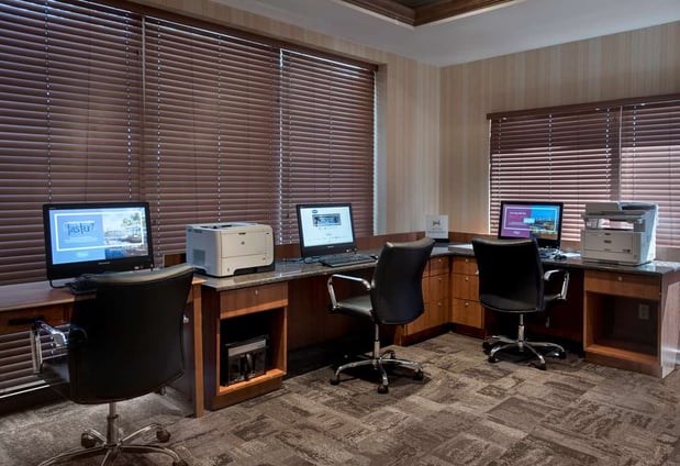 Images Hampton Inn Boston-Logan Airport