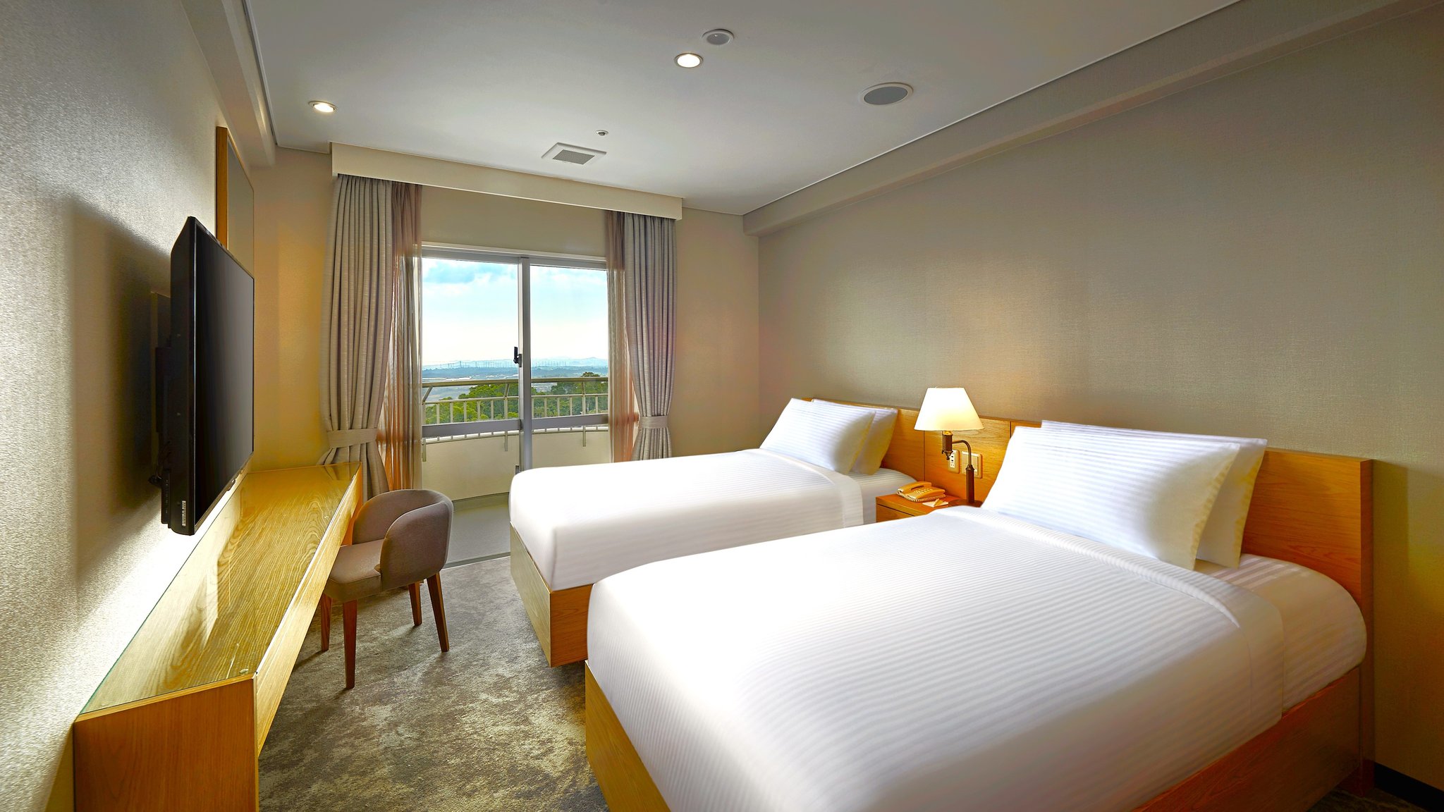 Images ANA Crowne Plaza Resort Okinawa Uruma Hills by IHG