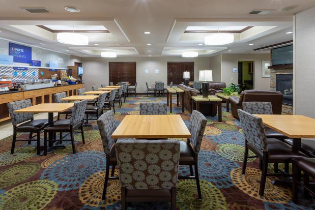 Images Holiday Inn Express & Suites Rochester – Mayo Clinic Area by IHG
