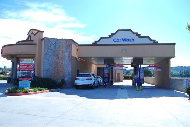 Images Moorpark Express Car Wash