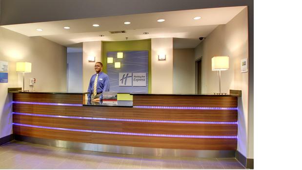 Images Holiday Inn Express & Suites Meridian, an IHG Hotel