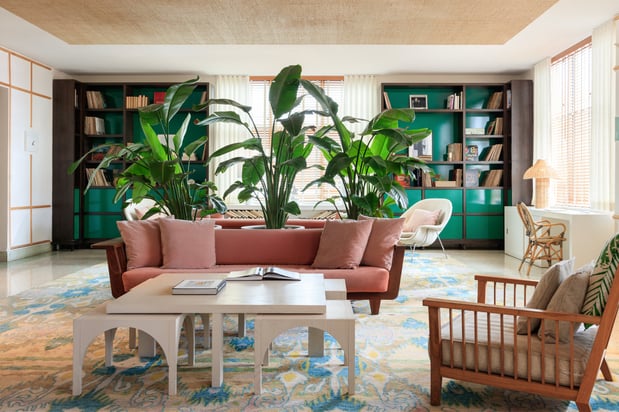 Images Kimpton Surfcomber Hotel by IHG