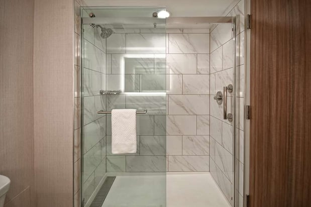 Images DoubleTree by Hilton St. Louis Airport
