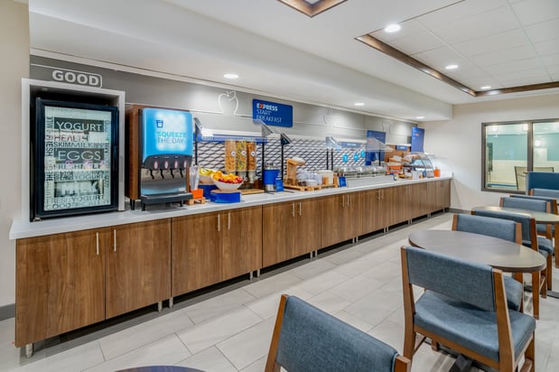 Images Holiday Inn Express Casper-I-25 by IHG