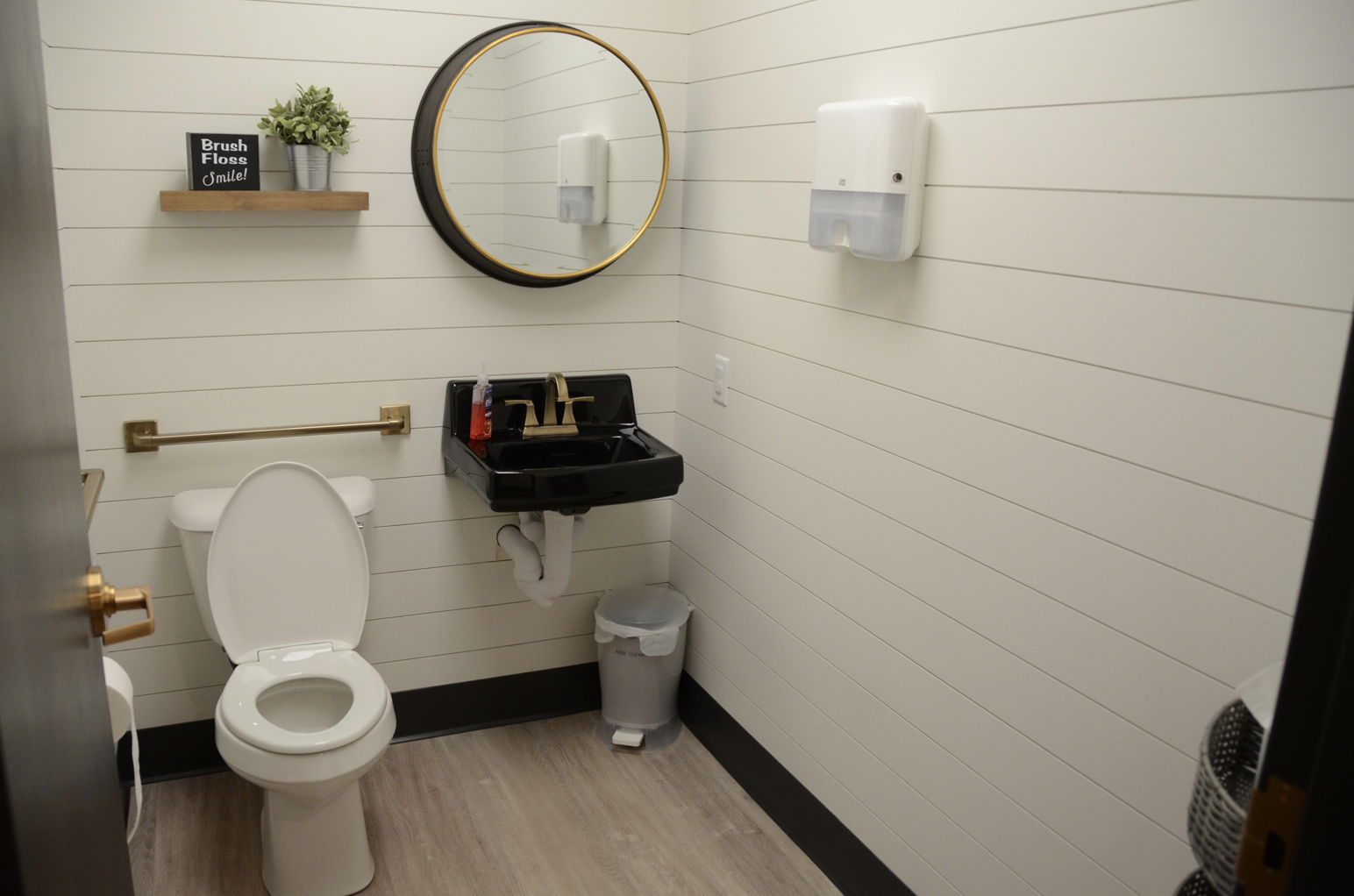 Interior of Wyse Family & Cosmetic Dentistry | Bloomington, IL