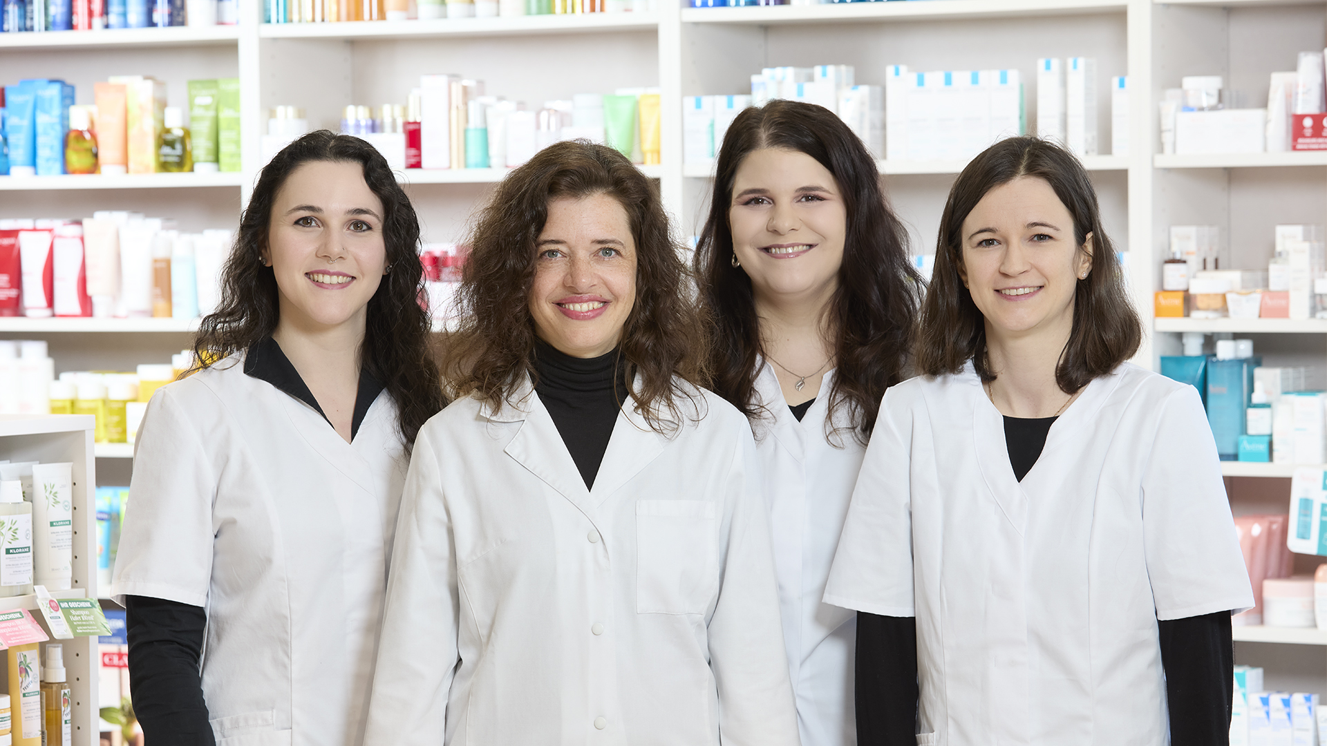 TopPharm Apotheke & Drogerie Brentano, Bruggerstrasse 11B in Wildegg