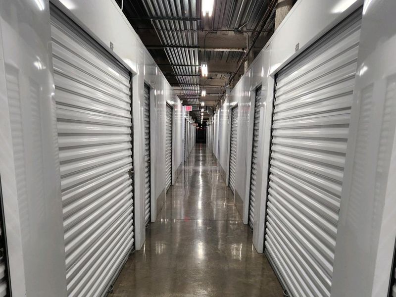 Images Extra Space Storage