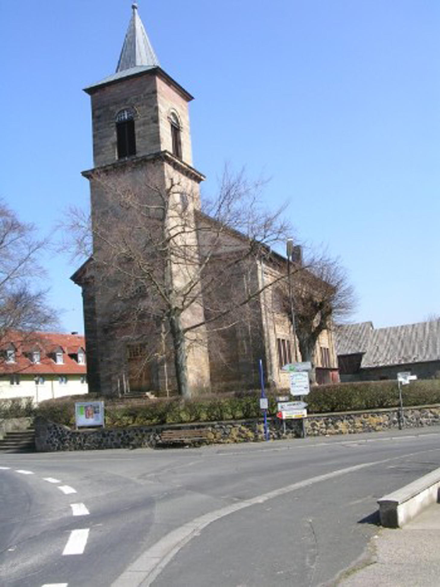 Bild 1 Michaelskirche - Evangelische Kirchengemeinde Maar in Lauterbach
