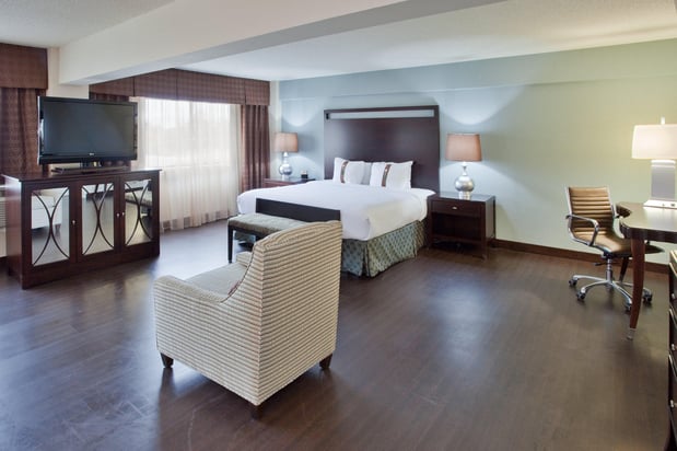 Images Holiday Inn Virginia Beach - Norfolk by IHG