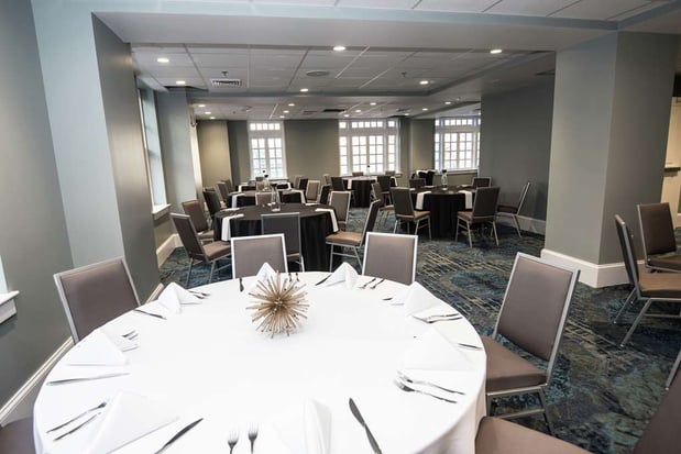 Images Redmont Hotel Birmingham, Curio Collection by Hilton
