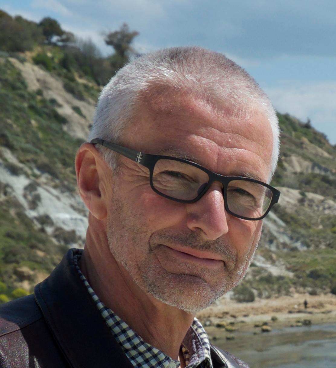 Dr. med. Martin Zingg, Mattenhofstrasse 22 in Bern