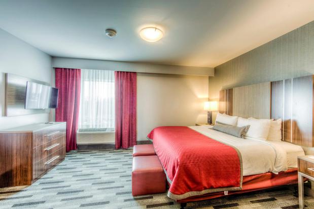 Images Staybridge Suites Columbus OSU-Medical Center by IHG