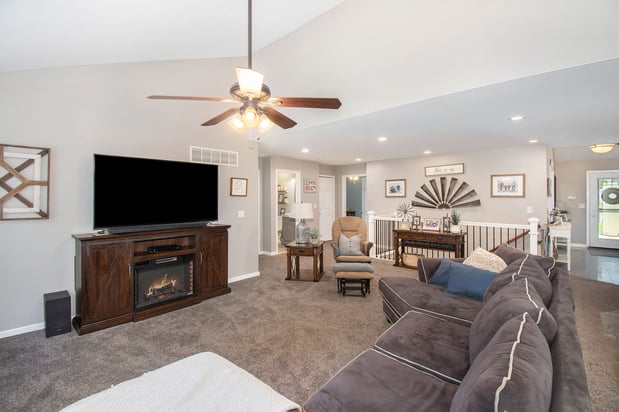 Images George Brennan - Realty Executives Main Street