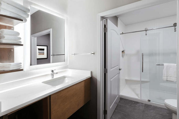 Images Staybridge Suites Waco South - Woodway by IHG
