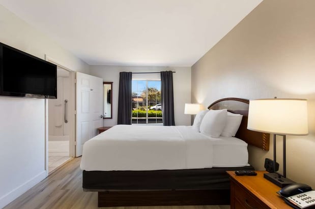 Images SureStay Plus by Best Western Tempe University