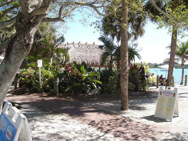 Images O'Leary's Tiki Bar & Grill
