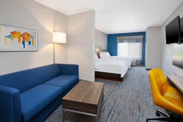 Images Holiday Inn Express & Suites Milwaukee NW – Park Place by IHG