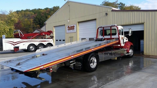 Images Roberts Towing and Recovery