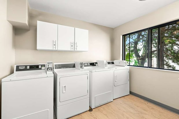 Images Best Western West Towne Suites