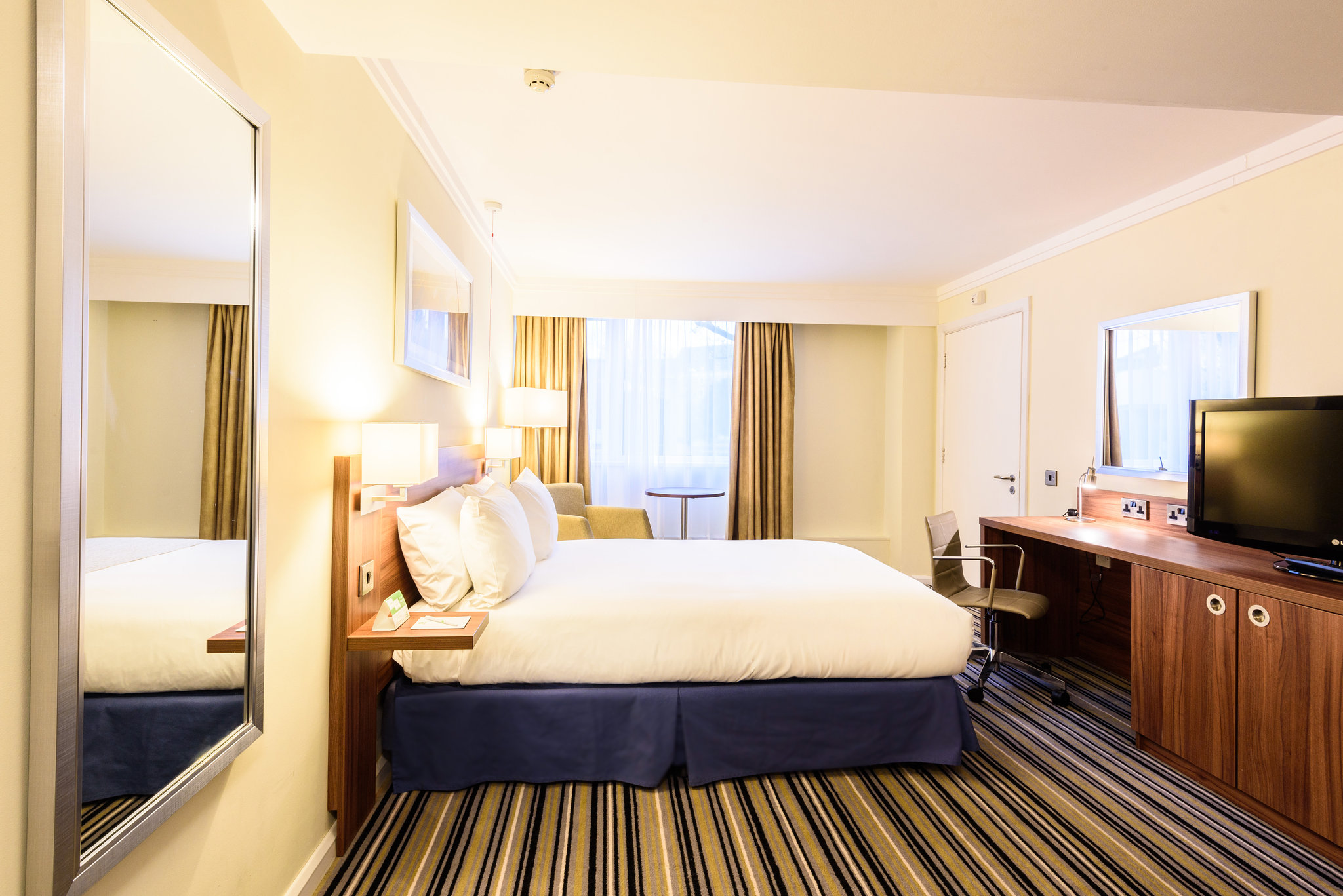 Images Holiday Inn Portsmouth by IHG