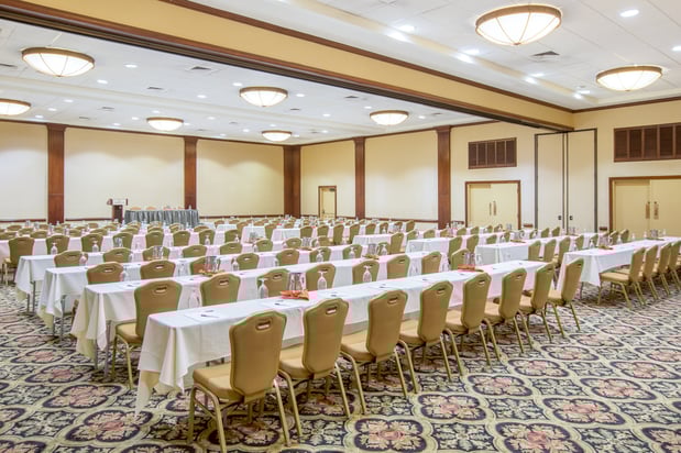 Images Crowne Plaza San Diego - Mission Valley by IHG