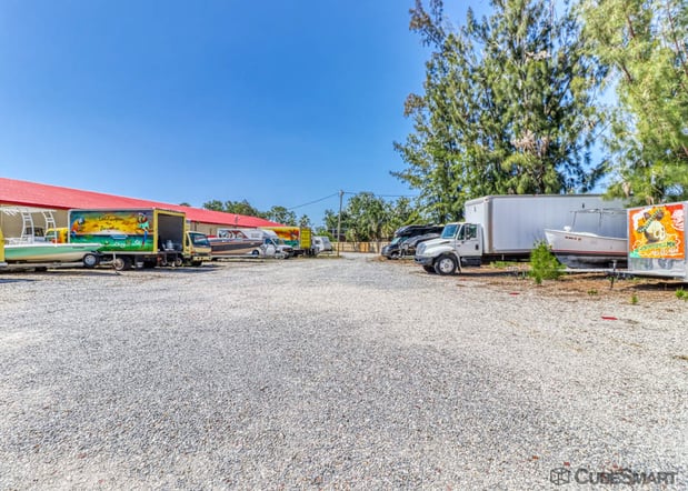 Images CubeSmart Self Storage