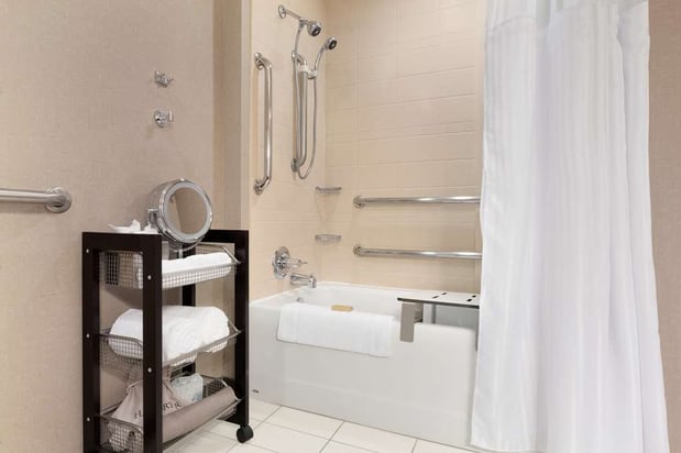 Images DoubleTree by Hilton Hotel Oklahoma City Airport