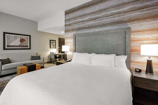 Images Embassy Suites by Hilton Jonesboro Red Wolf Convention Center