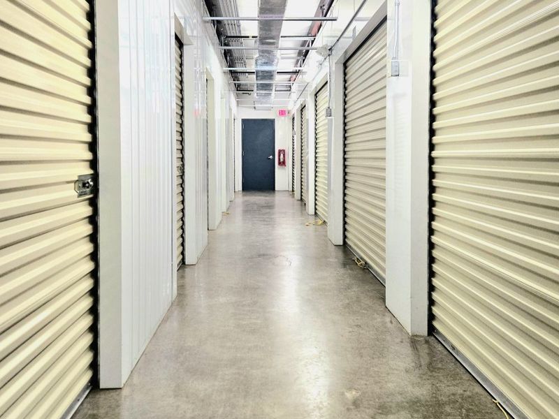 Images Extra Space Storage