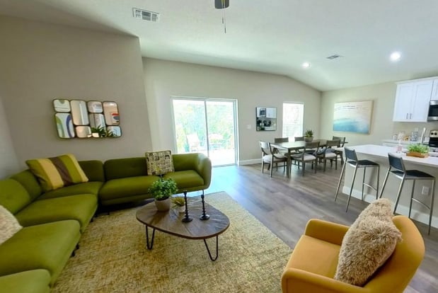 Images The Groves at Lake Ella Homes