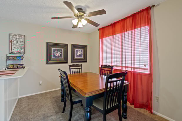 Images The Oaks at Prairie View