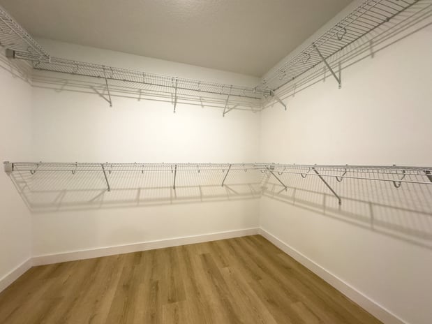 Images Caroline Golden Glades