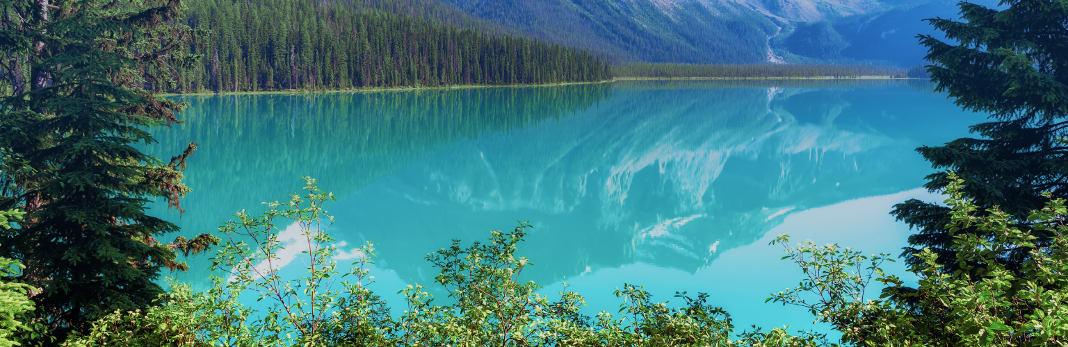 Emerald Lake at Yoho National Park.