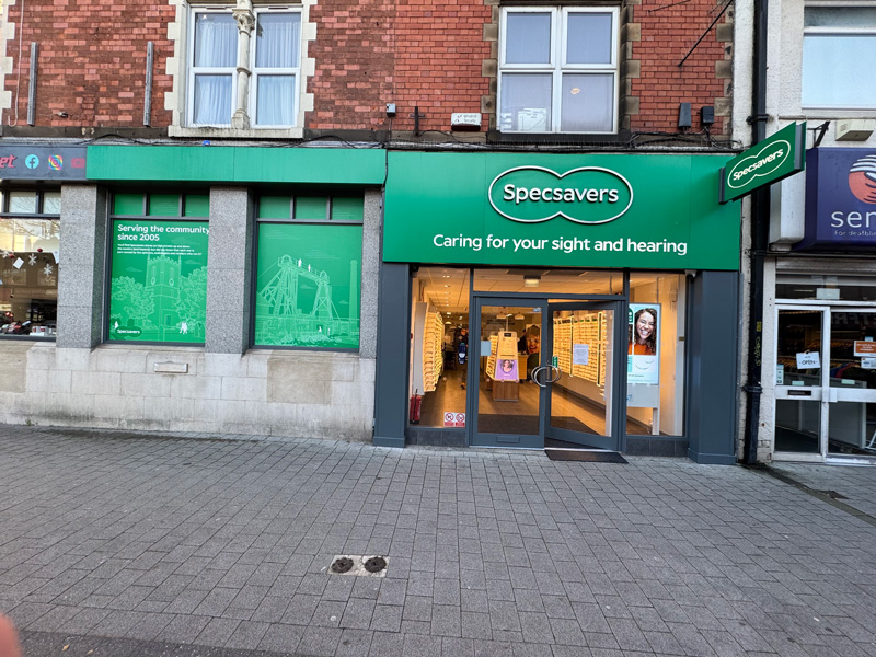 Specsavers Opticians and Audiologists - Hucknall