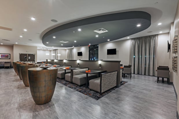 Images Holiday Inn Houston NE - Bush Airport Area by IHG