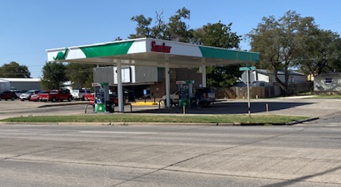 Sinclair Gas Station