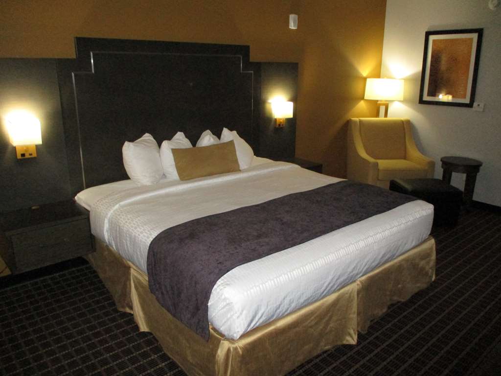 King size Guest Room